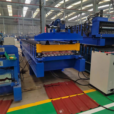 el rollo de acero del panel de 840 tejados del color que formaba esquileo hidráulico de la máquina utilizó la construcción de acero