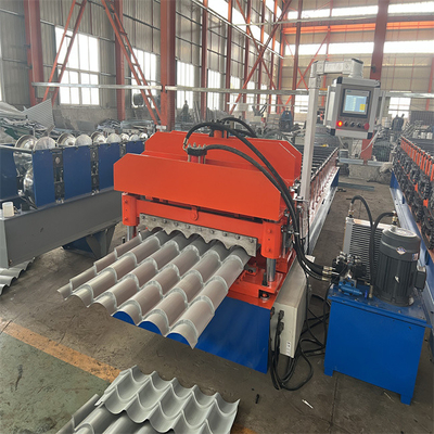 Rollo esmaltado metal automático de la teja del grueso 0.3-0.8m m que forma la máquina de formación hidráulica de la máquina