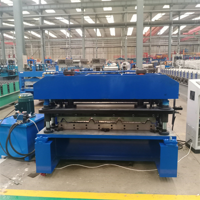 Rollo trapezoidal galvanizado de acero del panel del tejado del color del metal que forma la máquina para el panel de pared