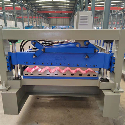 La fabricación de China acanaló el rollo de la hoja que formaba la máquina usada para la hoja del panel de pared del tejado