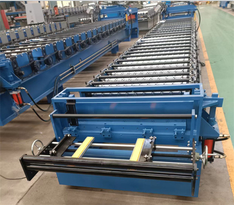 Rollo acanalado del tejado de la fabricación de acero del color que forma la velocidad de la máquina 15-20m/min para la construcción de viviendas