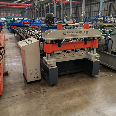 Alta precisión del metal de piso de la máquina compuesta de acero de la cubierta dentro 1.5m m