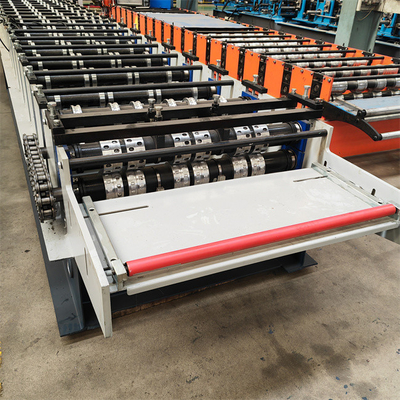 Rollo compuesto del Decking del piso del metal que forma el sistema operativo del PLC del delta de la máquina