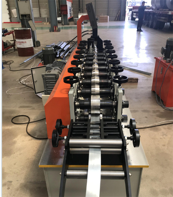 Línea completamente automática del perno prisionero de Omega c u y de la máquina de la pista con velocidad