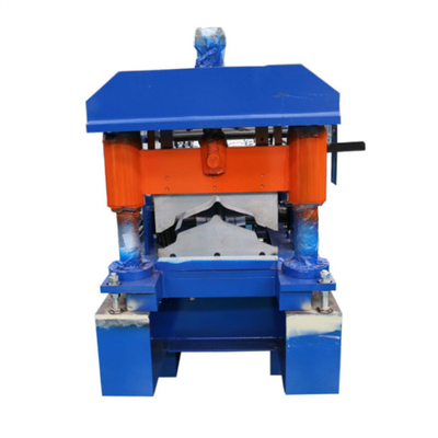 Metal que cubre la mitad de Ridge Capping Roll Forming Machine de la hoja alrededor de Ridge Hat Machine