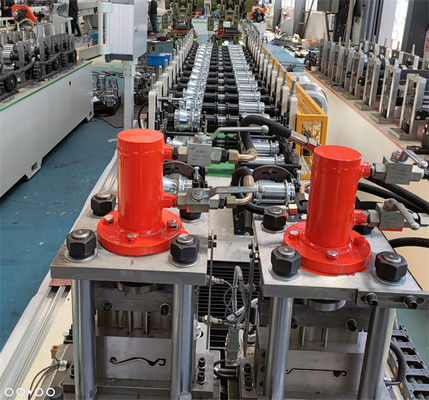 Línea doble rollo de la puerta del obturador que forma el control del PLC de la máquina para el marco de puerta