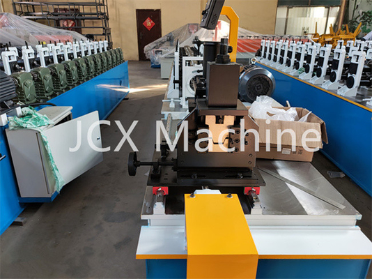 Máquina portátil ligera de los remaches metálicos del perno prisionero y de la máquina 15-40m/min de la pista