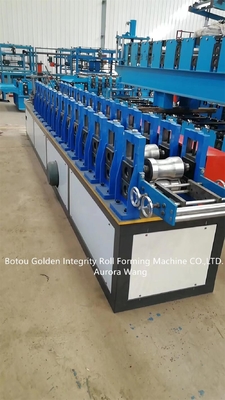 Rollo de la puerta del obturador 4KW que forma el molde de la máquina que corta control del PLC