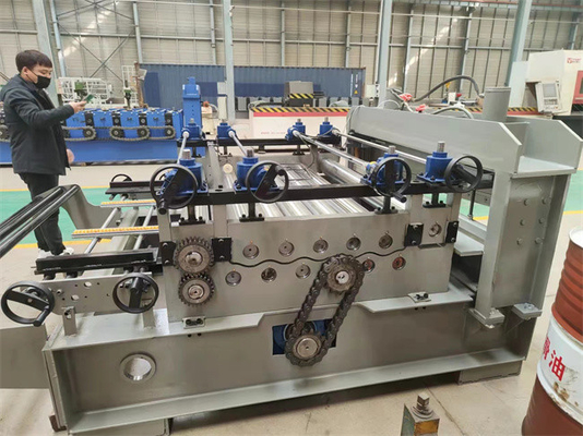 La chapa cortó a la línea grueso de la longitud del material de la máquina 0.3MM-2M M