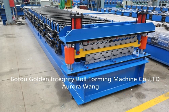 El rollo de acero modificado para requisitos particulares utilizó cubrir las hojas que hacían máquina la teja de tejado de la capa doble que hacía la formación de la máquina
