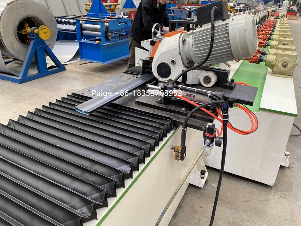 55/77/89 tipos de máquina formadora de rollos de puerta de persiana enrollable de espuma de pu de listón de doble capa